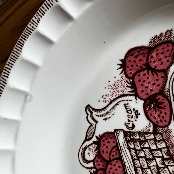 Vintage Strawberry pie dish - Picture 4 of 10
